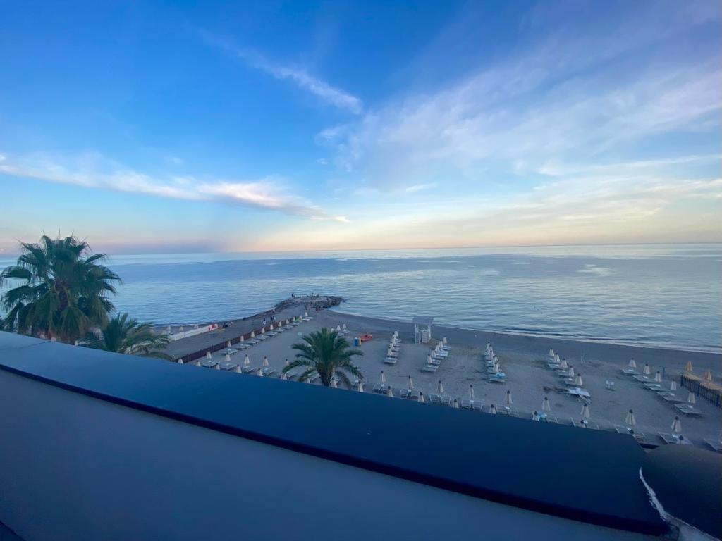 Blu Sea Apartments Pietra Ligure Exteriér fotografie